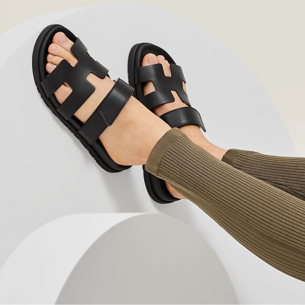 HERMES CHYPRE SANDAL BLACK NOIR NEW WITH TAGS SZ 5 - Picture 2 of 5